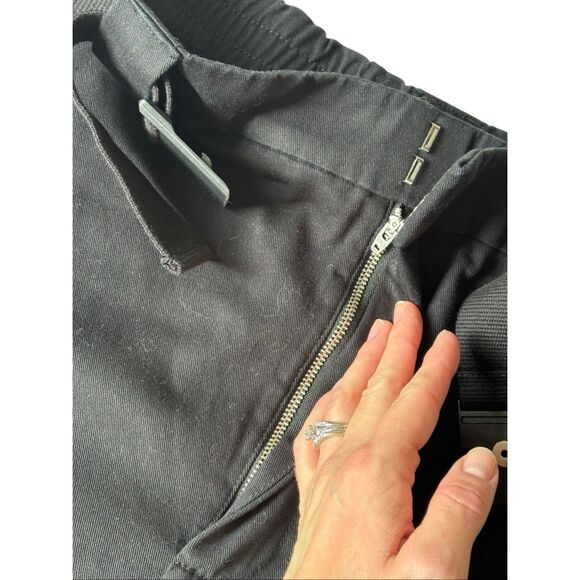 NEW Aritzia TNA Cargo Mini Shorts size XXL Black Belted - Picture 15 of 15